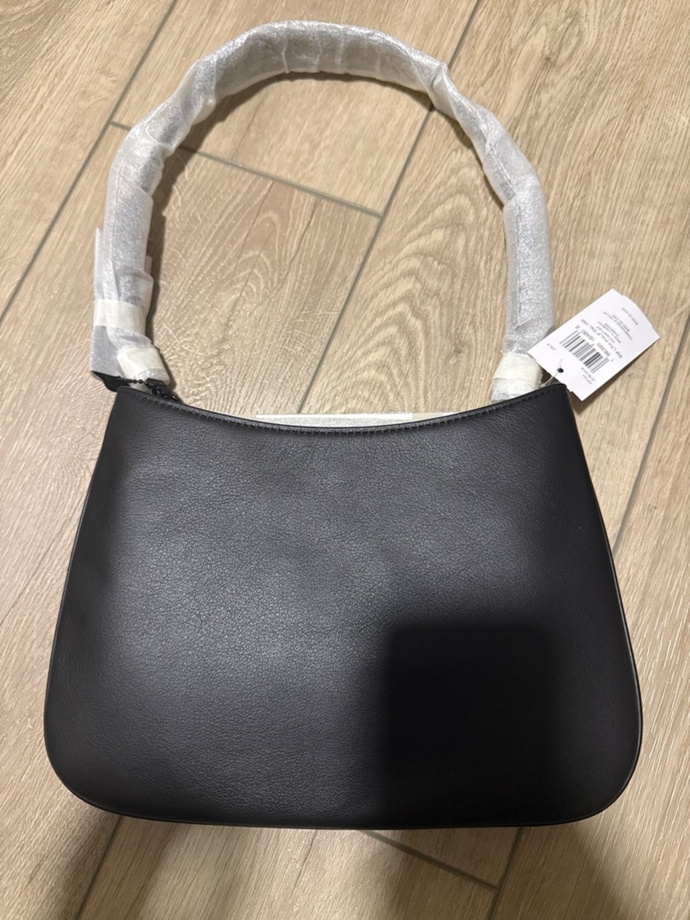 Coach Black Smooth Leather Shoulder Bag - Picture 2 of 3